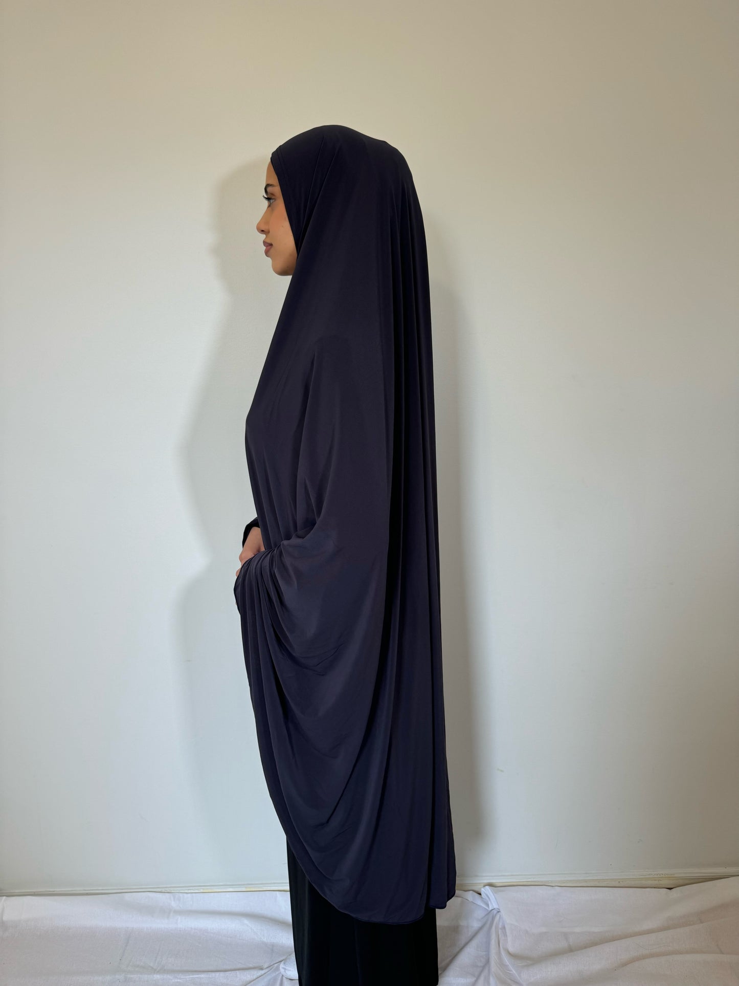 Iron sleeveless jilbab set